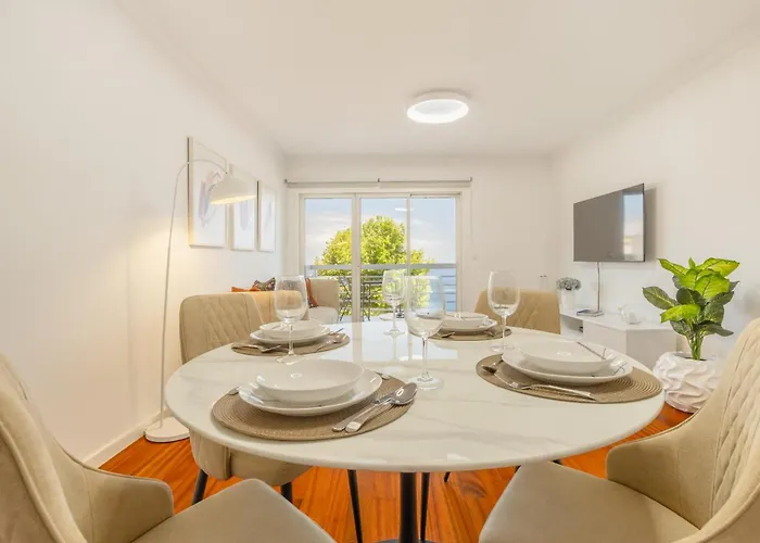 Naval View By Links * 丰沙尔